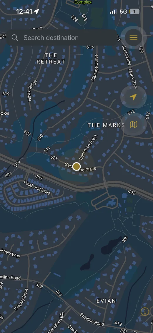 Cruze Cart dark map theme showing golf cart paths in Peachtree City